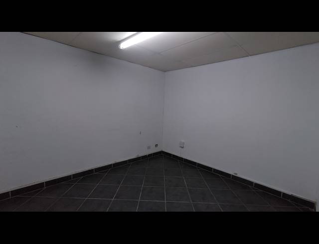 225M² MINI FACTORY TO LET IN BRIARDENE